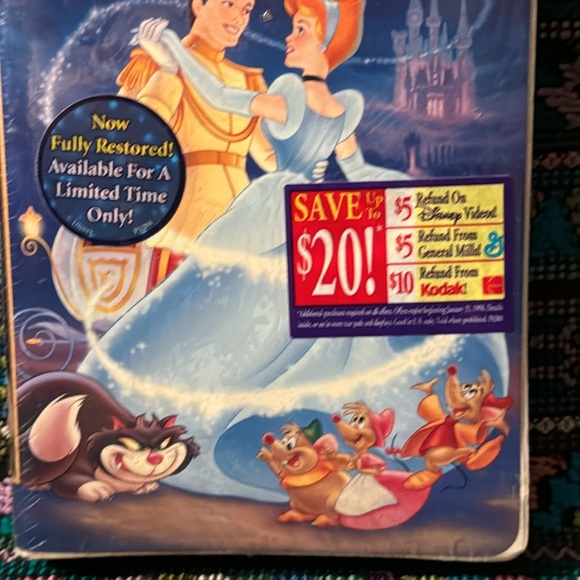 📼 CINDERELLA 👀 Walt Disney Masterpiece VHS in original factory seal. Unopened! - Picture 2 of 9